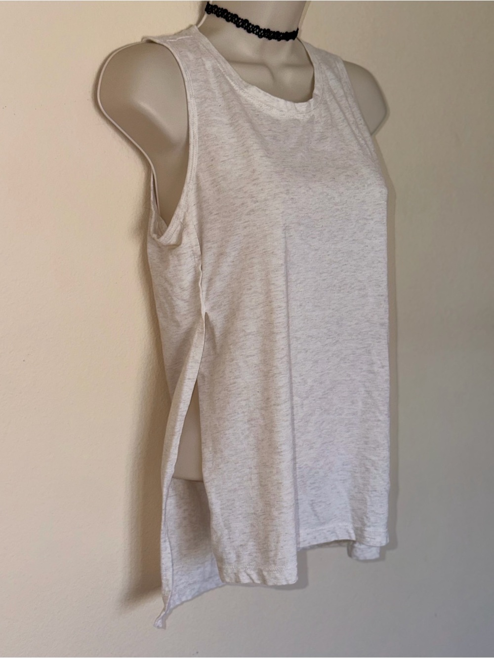 Fabletics oatmeal heather Side-Slit Muscle Tank